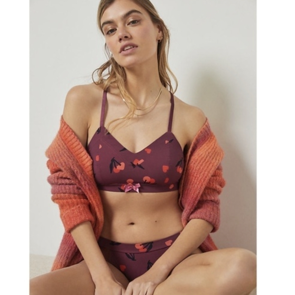 Anthropologie Chiara Perano Cross Back Bralette Girly Coquette Cherry printsz M